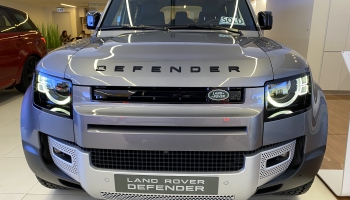 Xe Land Rover New Defender SE Hoàn Toàn Mới